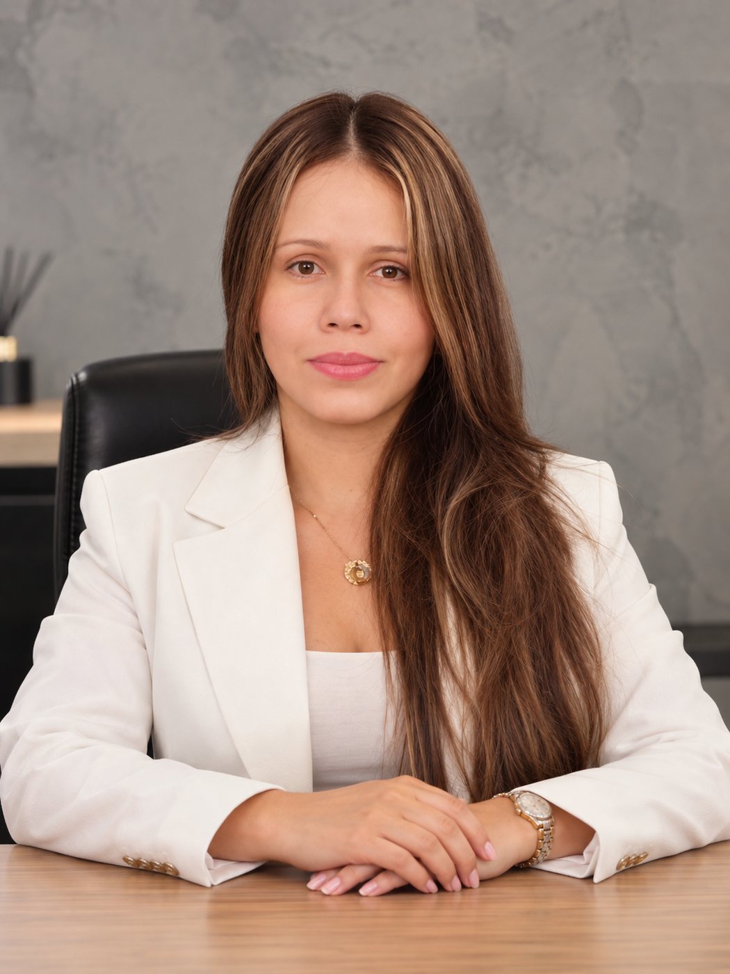 Tania Sanclemente, abogada asociada de Cáceres Castro Abogados