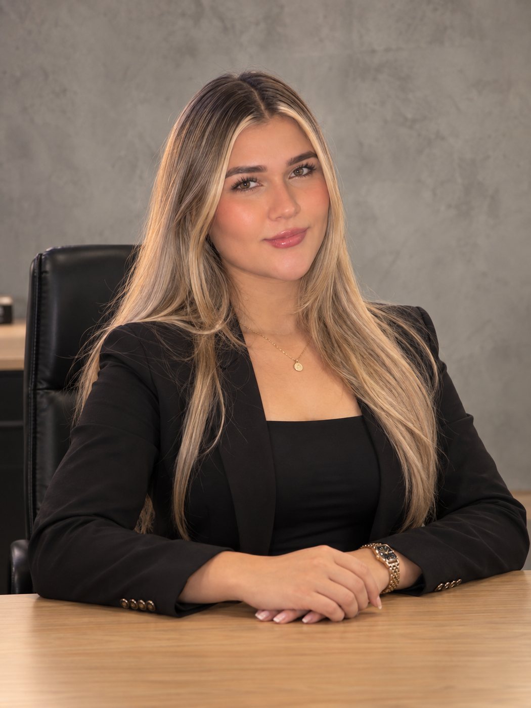 Luisa De La Cruz, abogada junior y socióloga de Cáceres Castro Abogados
